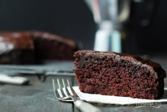 Шоколадный пирог без яиц