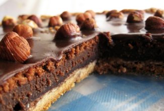 Двойной шоколадный тарт с фундуком