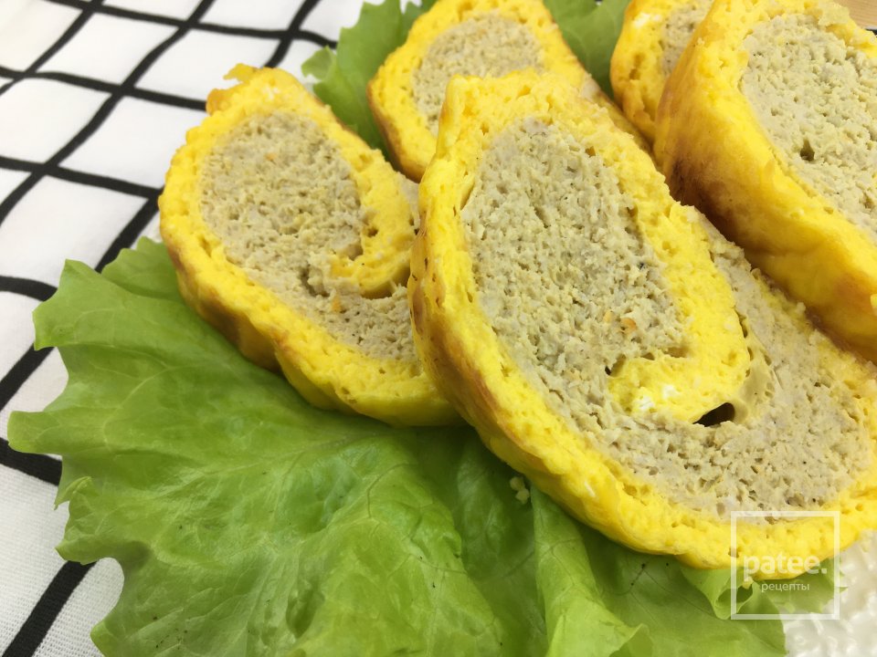 Сырный рулет с мясом - Шаг 4