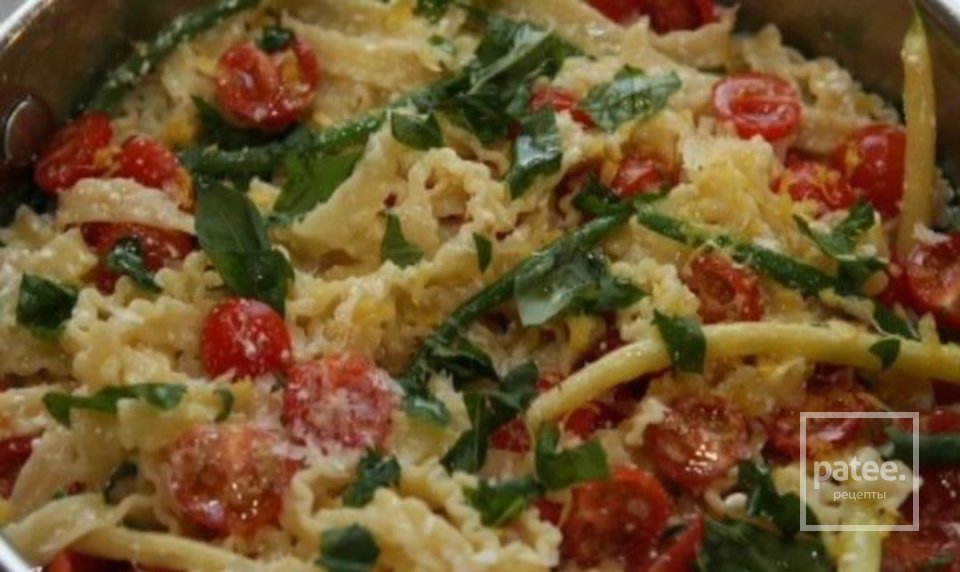 Макароны со стручковой фасолью и помидорами - Шаг 8