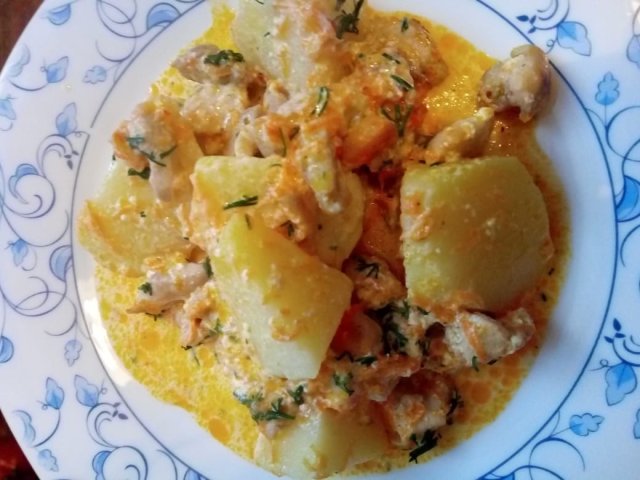 Сливочный картофель с курицей