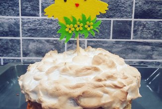 Кулич с итальянской меренгой и лимонным курдом