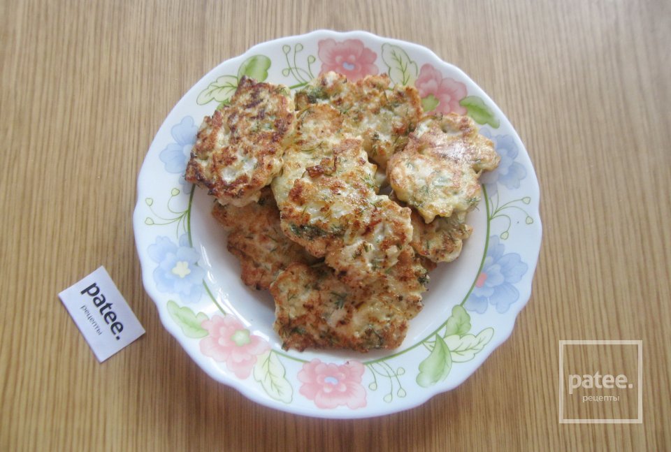 Куриные рубленые котлеты с жареным луком - Шаг 14