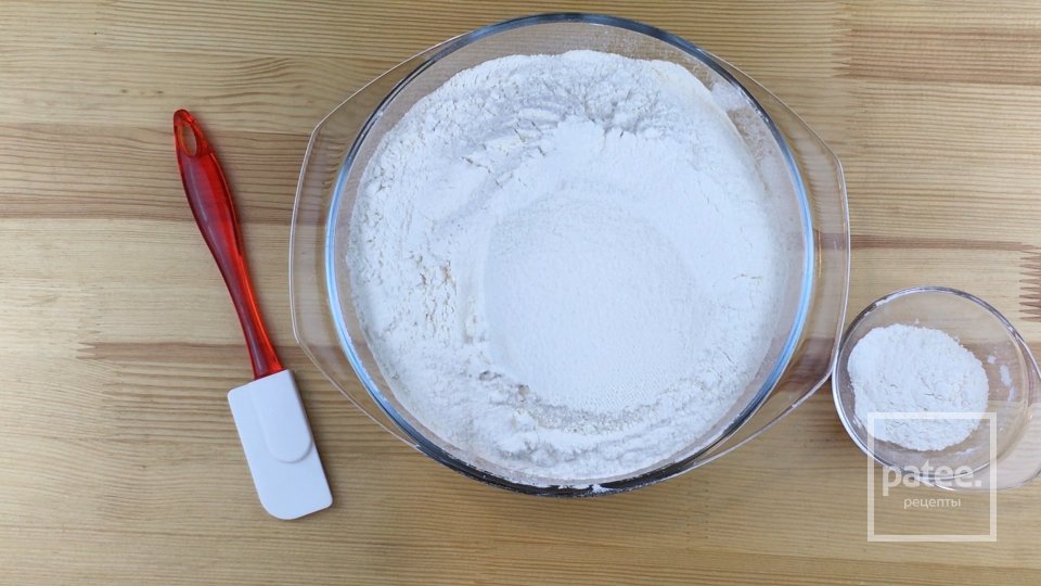 Домашнее печенье на кефире «Сахарные колечки» - Шаг 2