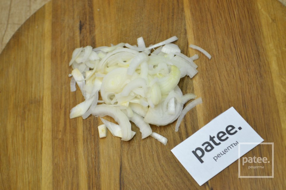 Куриное филе с брокколи и грибами в сливочном соусе. - Шаг 2