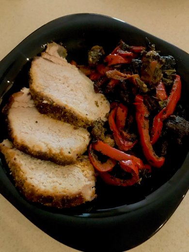 Сочная буженина с шампиньонами и овощами 🍅🌶🥦 в духовке - Шаг 10