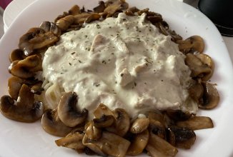 Паста в сливочном соусе Дорблю