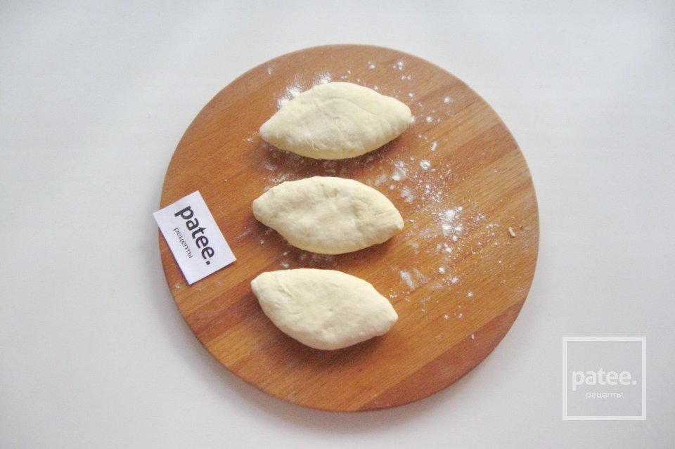 Жареные пирожки с картофелем и зеленым горошком - Шаг 15