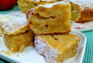 Яблочный бисквит с яблочным кремом