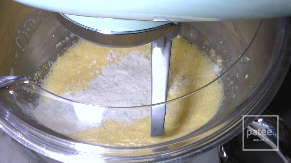 Яблочный бисквит с яблочным кремом - Шаг 10