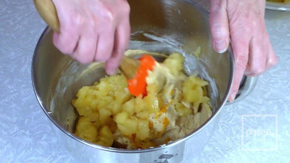 Яблочный бисквит с яблочным кремом - Шаг 11