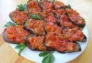 Жареные баклажаны с томатным соусом