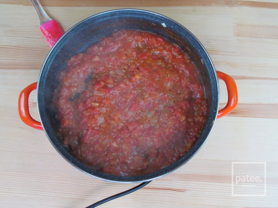 Жареные баклажаны с томатным соусом - Шаг 2