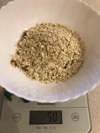 Йогуртовый десерт 🧁 с гранолой, 🥝 киви и голубикой - Шаг 3