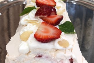 Меренговый рулет