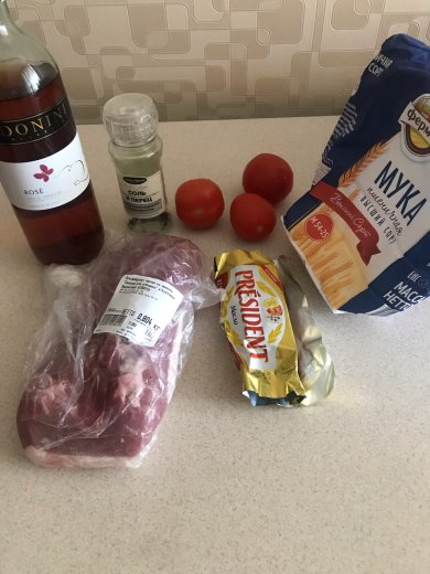 Эскалопы с жареными 🍅 помидорами - Шаг 1