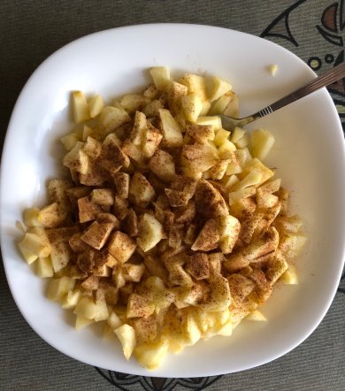 Блинчики с яблоками и корицей - Шаг 2