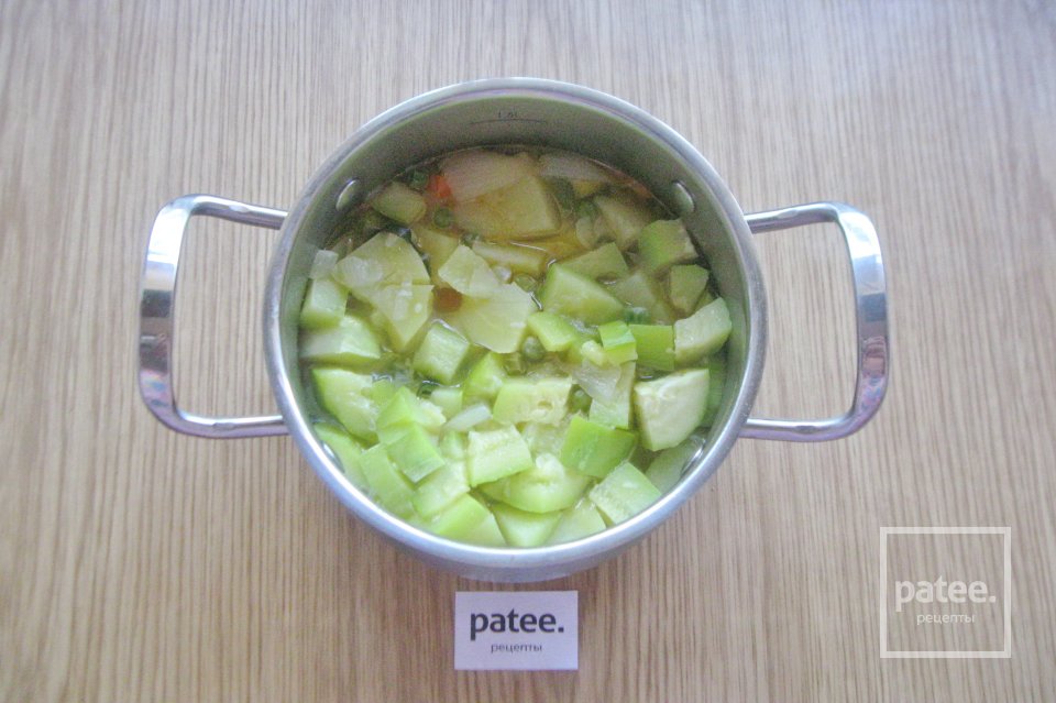 Суп-пюре с кабачком и сливками - Шаг 8