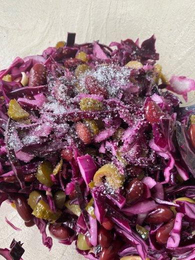 Салат из краснокочанной капусты - Шаг 7