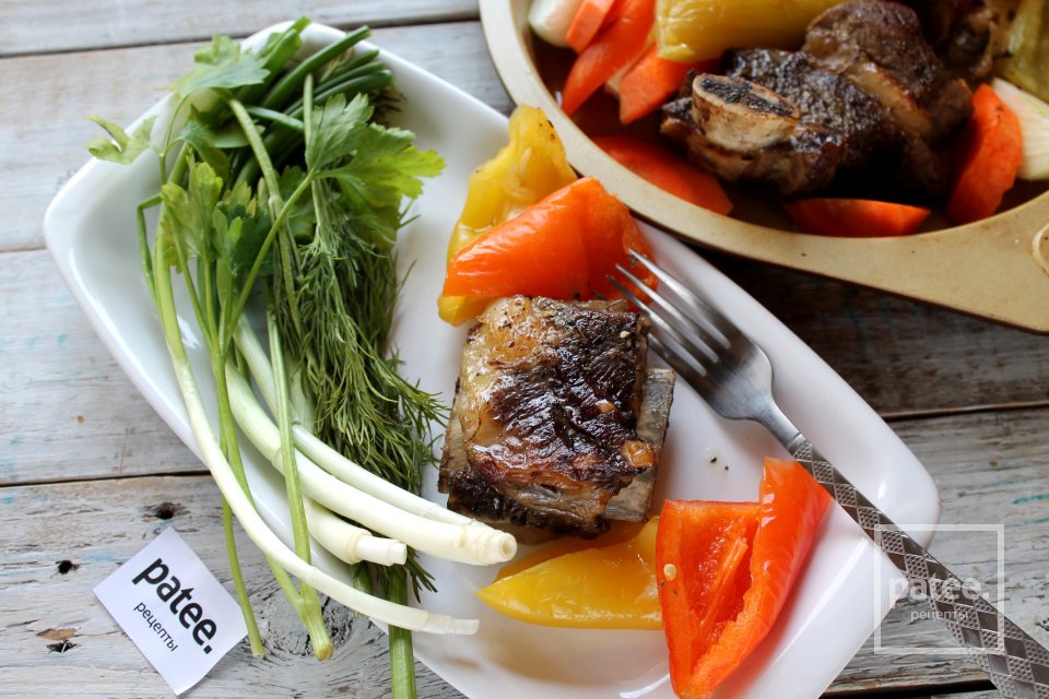 Говяжьи ребрышки в духовке со сладким перцем - Шаг 12