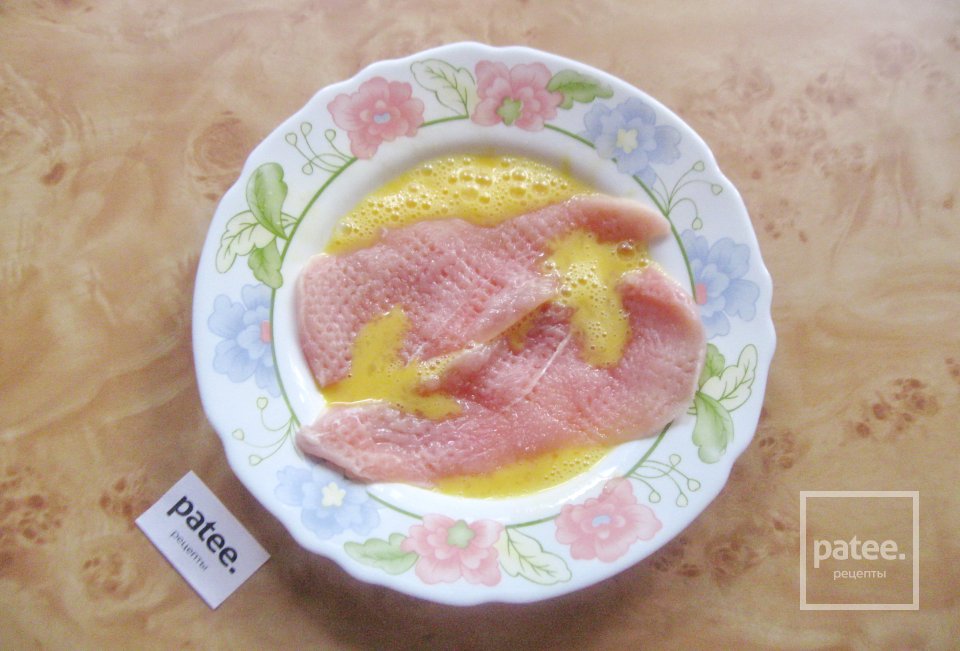 Отбивные из куриной грудки в сухарях - Шаг 5