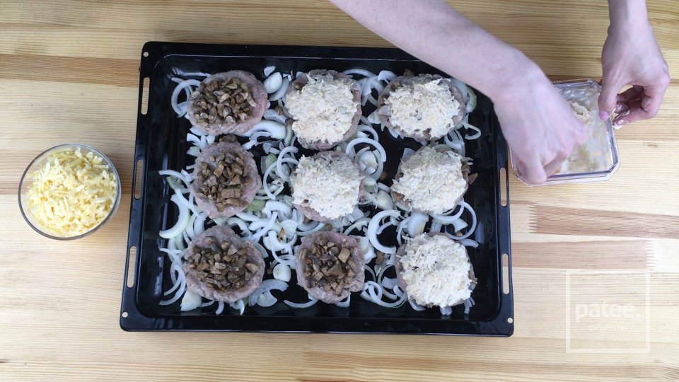 Котлеты Стожки с грибами и сыром - Шаг 3