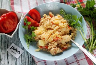 Плов с курицей и сельдереем в микроволновке