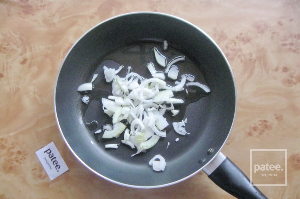 Куриная грудка с грибами и кабачком в сливках - Шаг 6