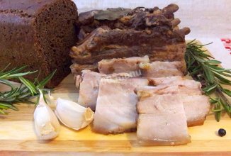 ВАРЕНОЕ САЛО В СОЕВОМ СОУСЕ