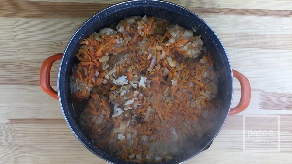 Ленивые голубцы на сковороде - Шаг 5