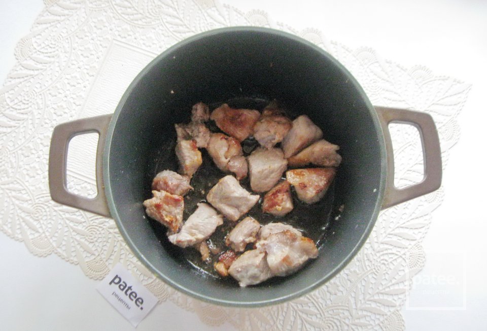 Свинина с кабачками в томатном соусе - Шаг 3