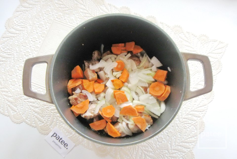 Свинина с кабачками в томатном соусе - Шаг 5