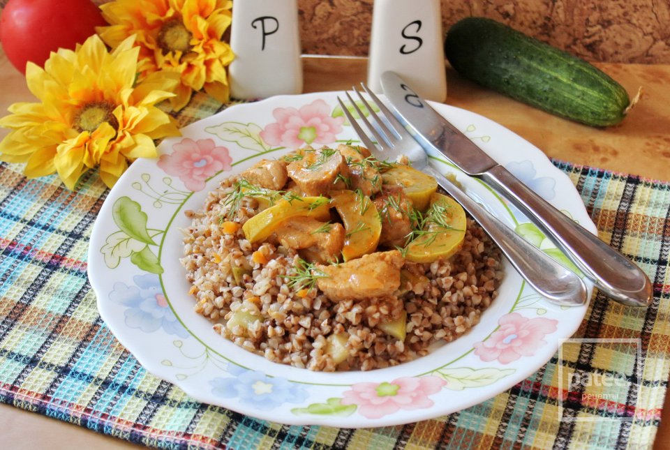 Свинина с кабачками в томатном соусе - Шаг 11