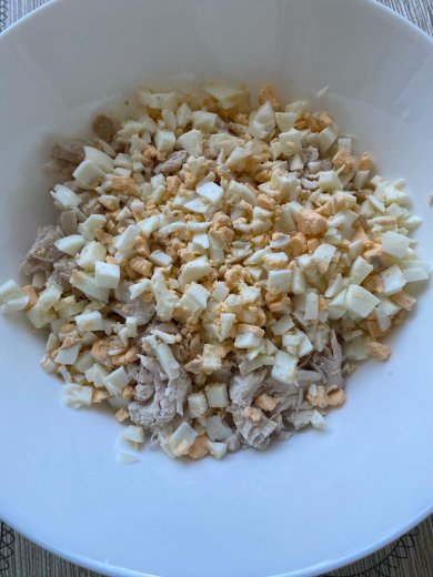 Салат с курицей и ананасом - Шаг 3