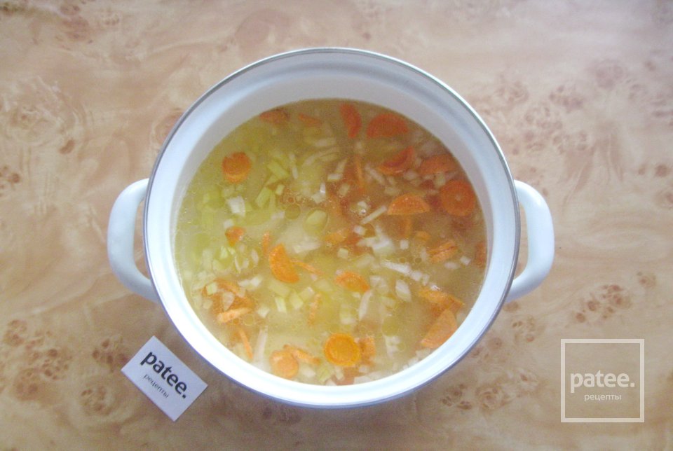 Суп с рисом и колбасными изделиями - Шаг 6