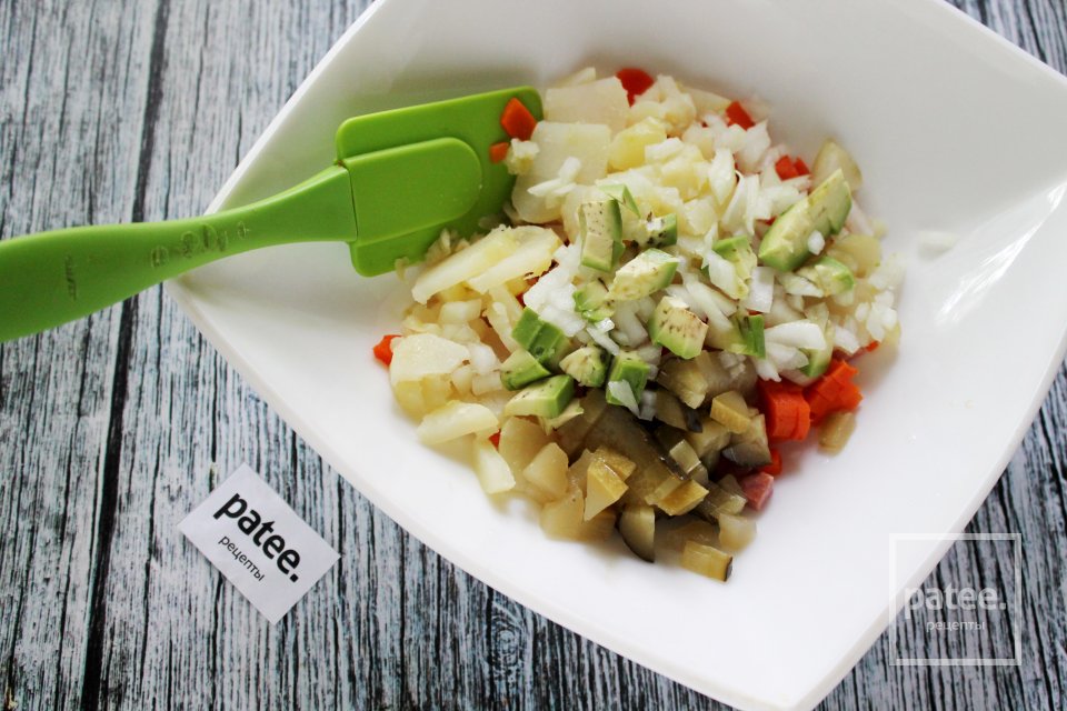 Зимний салат с авокадо - Шаг 11