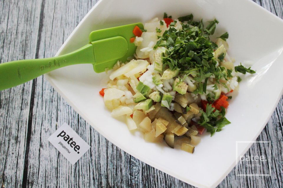 Зимний салат с авокадо - Шаг 12