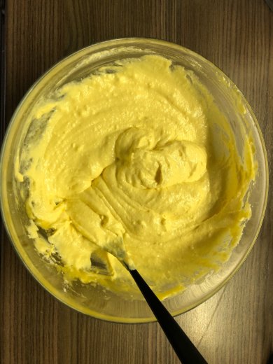 Нежные и пышные сырники - Шаг 4