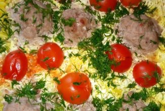 Фрикадельки с рисом и томатом Черри