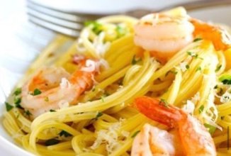 ПАСТА С КРЕВЕТКАМИ, СЛИВОЧНО-ТОМАТНЫМ СОУСОМ И ВЕРМУТОМ.