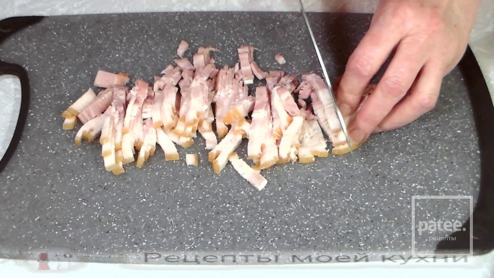 Картофельные лодочки с беконом и сыром запеченные в духовке - Шаг 4