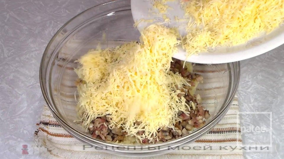 Картофельные лодочки с беконом и сыром запеченные в духовке - Шаг 14