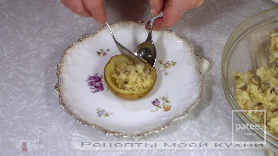 Картофельные лодочки с беконом и сыром запеченные в духовке - Шаг 15