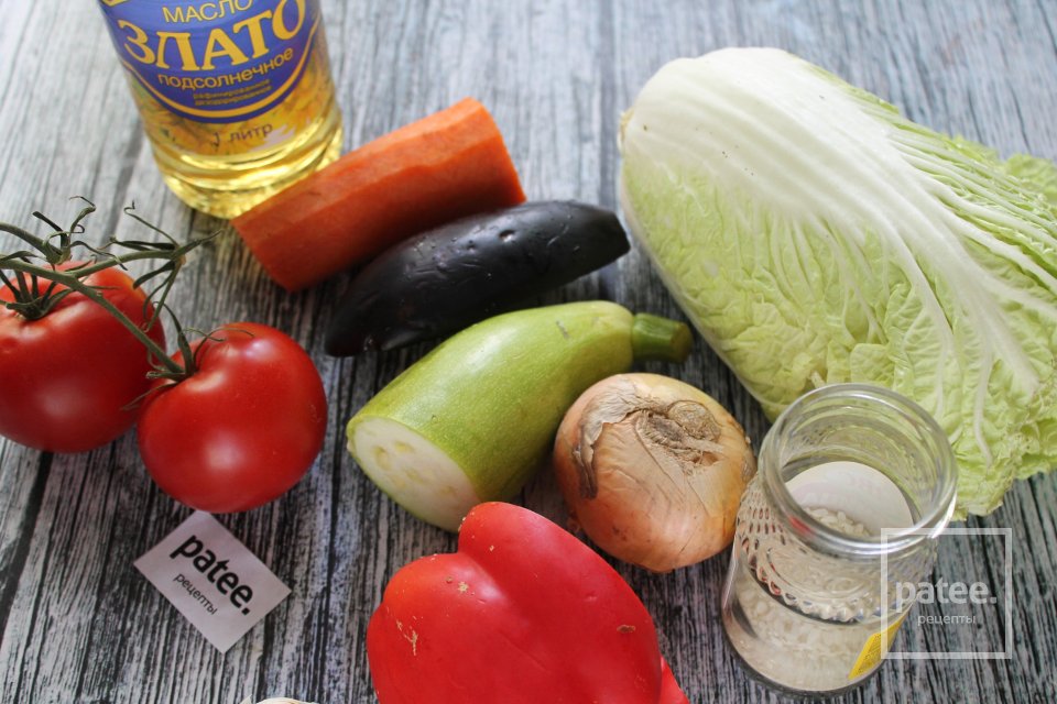 Овощные голубцы из пекинской капусты в сметанном соусе - Шаг 1