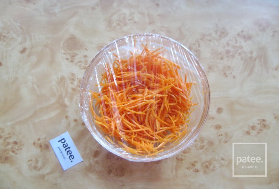 Морковь по-корейски с грибами - Шаг 11