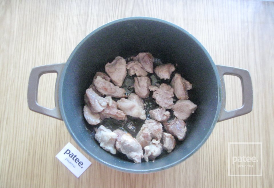 Жаркое из свинины с цветной капустой и картофелем - Шаг 3