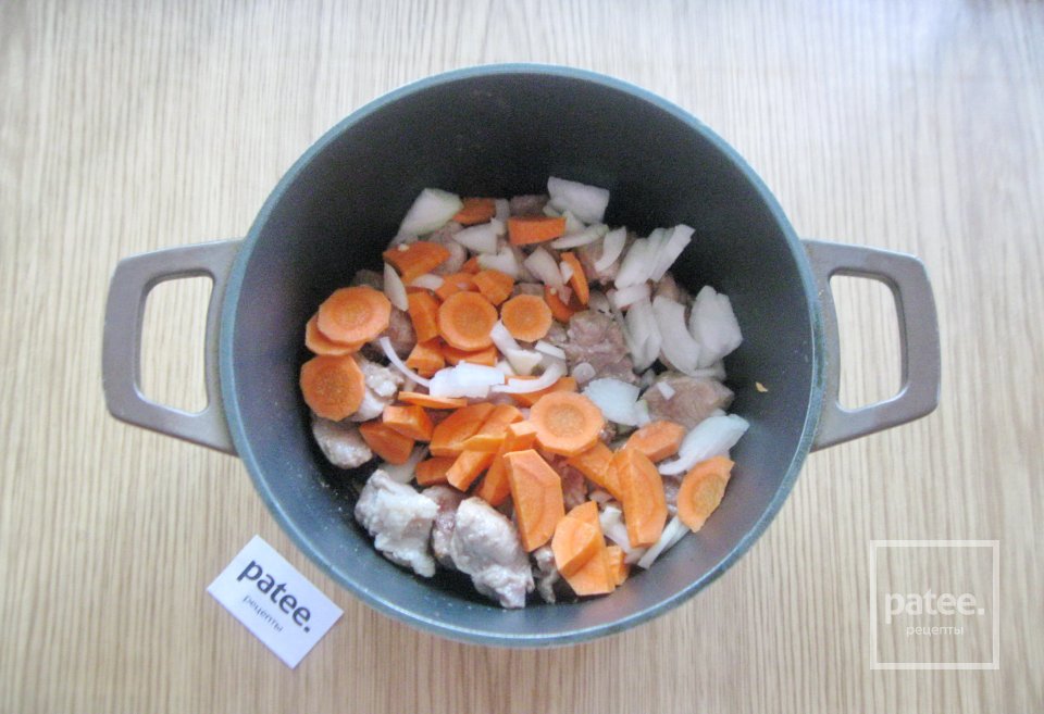 Жаркое из свинины с цветной капустой и картофелем - Шаг 4