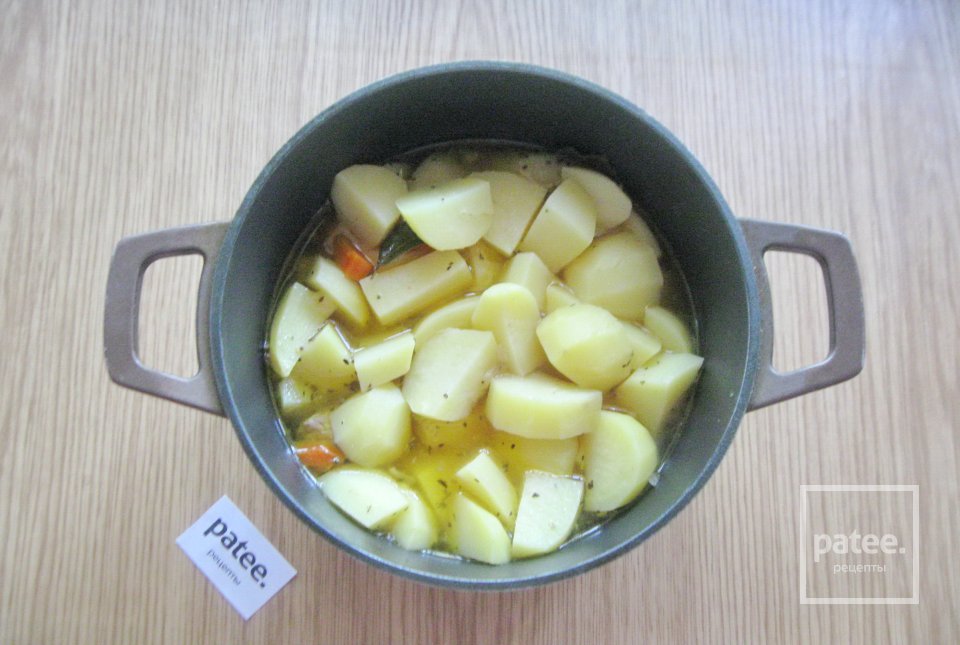 Жаркое из свинины с цветной капустой и картофелем - Шаг 10