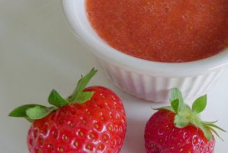 КЛУБНИЧНОЕ ПЮРЕ