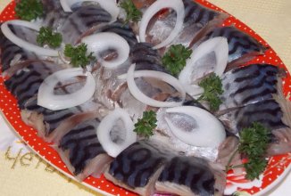 СОЛЕНАЯ РЫБА или скумбрия или сельдь